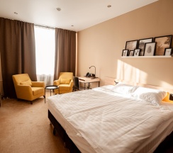 Номер комфорт с 1 двуспальной кроватью в Smart Hotel Neo Иваново