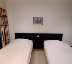 Двухместный номер Standard с балконом 2 отдельные кровати в Metha Palace