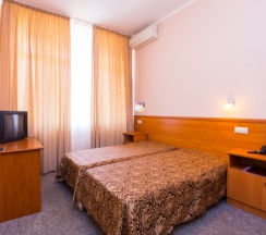 Двухместный с раздельными кроватями без балкона (1 этаж) в Аллес