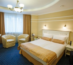 Стандарт c кроватью QUEEN SIZE в Дегас