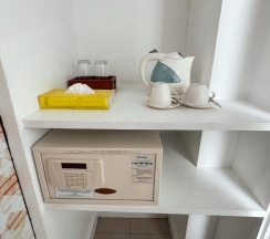 Двухместный номер Superior двуспальная кровать в The Color Kata