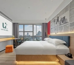 Двухместный номер Signature (двуспальная кровать) в Lan Wan International Hotel