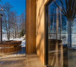 Двухместный Барнхаус на берегу озера в ЭкоPort на Отрадном