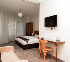 Люкс Deluxe с видом на город в Antika Amman Hotel