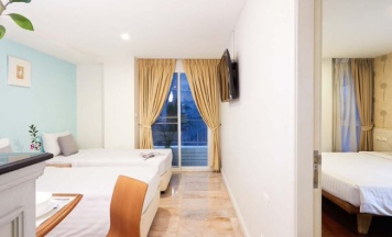 Четырёхместный семейный люкс в Sabai Sathorn Service Apartment