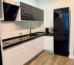 4-х комнатные апартаменты в центре города в Breezko hotel