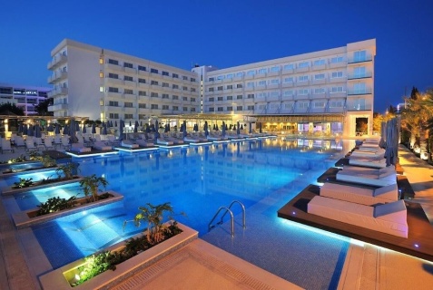 Айя-Напа: Отель Nestor Hotel