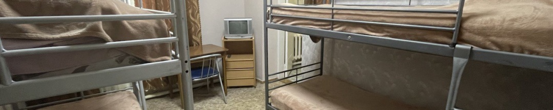 Общий номер на 4 человек с двумя двухярусными кроватями (17) в Сплав