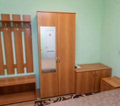 Номер эконом с 1 двуспальной кроватью №10, 14 в Старые друзья
