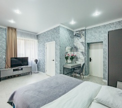 7.Двухместный номер полулюкс в Royal Lake