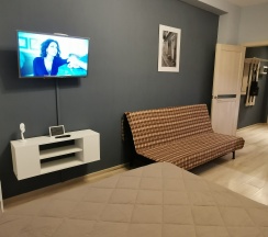 Трехместный номер с двуспальной и односпальной кроватью в Pulkovo Sky