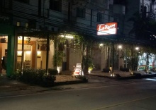 Двухместный номер Deluxe 2 отдельные кровати в Le Ranong Bistro Hotel