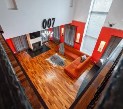 Коттедж с красивым видом из окна в Особняк 007