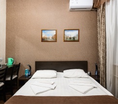 3 Одноместный номер(стандарт),с двухспальной кроватью. в Аппартамент