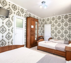 Комфортный 4 х местный номер в Дружба