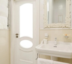 Двухместный номер Provence Standard №50 c 1 комнатой с красивым видом из окна двуспальная кровать в Лель