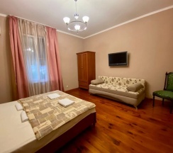 Трёхместный номер Economy в Розмарин