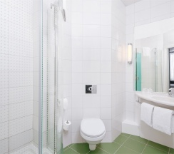 Номер Standard с двуспальной кроватью в ibis Moscow Paveletskaya