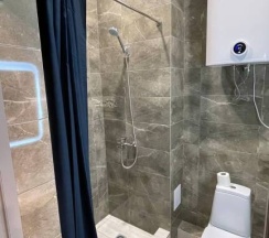 Двухместный номер Standard с балконом и с видом на город двуспальная кровать в Maximus