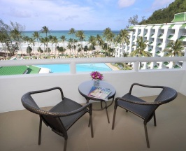 Двухместный номер с балконом и с видом на океан 2 отдельные кровати в Le Meridien Phuket Beach Resort
