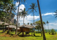 Двухместная вилла seafront двуспальная кровать в Tinidee Hideaway Tonsai Beach Krabi