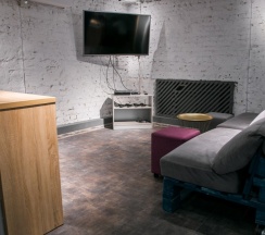 Место в мужском 8-местном номере в Why not Hostel Novosibirsk