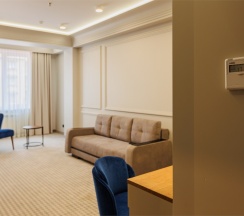 Люкс в The Rison Hotel