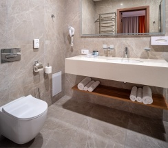 "Люкс" в Золотой якорь