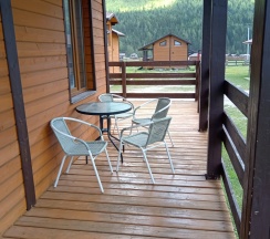 Коттедж с террасой в Альтаир