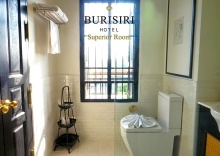 Двухместный номер Superior с видом на город двуспальная кровать в Buri Siri Hotel