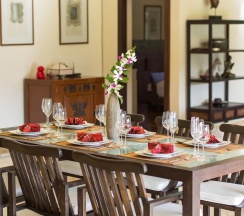 Вилла с 3 комнатами в Viola Pool Villa