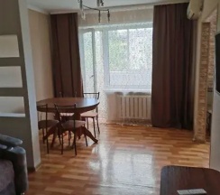 Апартаменты с 3 комнатами в Сутки как дома