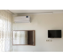 Трёхместный номер Superior с балконом и с красивым видом из окна в Уют