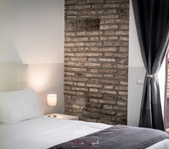 Двухместный номер Standard с балконом двуспальная кровать в Arch Rome Suites