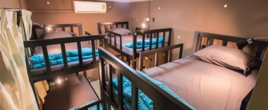 Кровать в общем номере в Full stop. Hostel