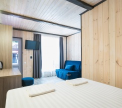 Двухкомнатный 4х местный семейный в Лотос