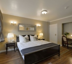 Семейный люкс с 2 комнатами в Schneider Hof Boutique-Hotel Garni Superior