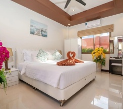 Вилла-люкс с собственным бассейном с 4 комнатами в Boutique Resort Private Pool Villa