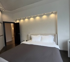 4-х комнатные апартаменты в центре города в Breezko hotel