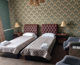 Двухместный номер 304 Большой двуспальная кровать в Central