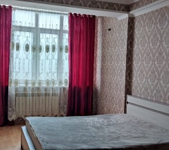 М.Горького 85Б. 2-комн.кв., 7-этаж, 111 в АнтиОтель