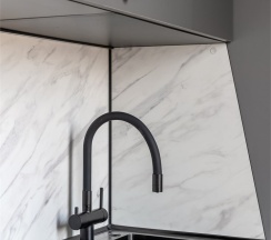 Apartment. Апартаменты размещение 2-4 человека в Nikolaevbuilding