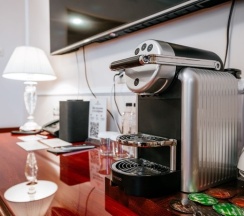 Номер Джуниор Сюит в Ring Premier Hotel