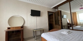 Новый Уренгой: Апартаменты Апартаменты Мир на проспекте Ленинградский 4