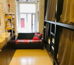 Место в 6-ти местном номере капсульного типа в Сова