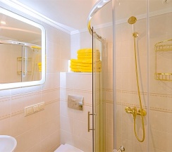 Двухуровневая студия в Цветной Петербург дом художников