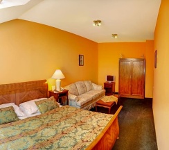 Четырёхместный номер Standard в Bohemia Plaza Residence