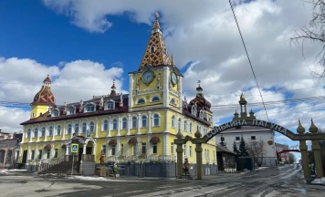 Двухместный люкс двуспальная кровать в Серебряное копытце