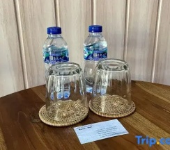 Двухместный номер Standard с видом на сад двуспальная кровать в Mai Guesthouse Sanur