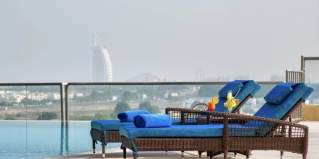 Dubai: Отель Two Seasons
